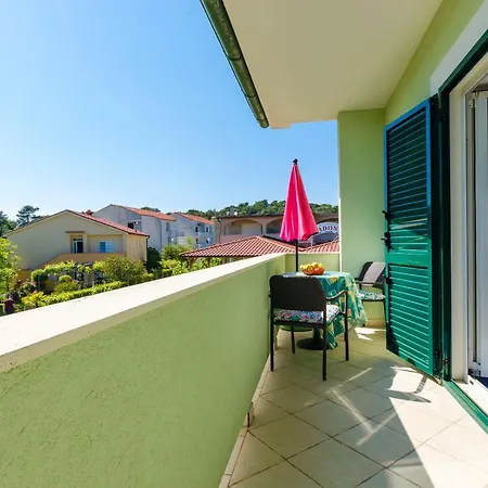 Apartment Ruzica M *