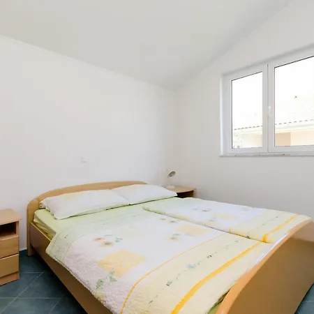 Apartment Ruzica M Lopar